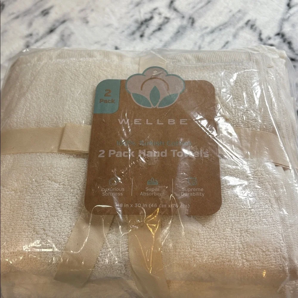Wellness 2 Pack Hand Towels in Cream and Green( Bundle of 2 ) .